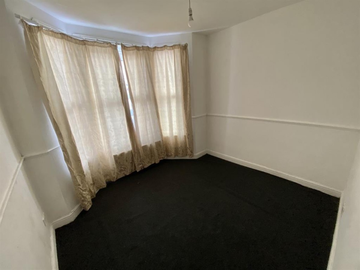 Cromwell Road, Hayes, Middlesex, UB3 2PP