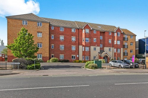 London Road, Romford, RM7