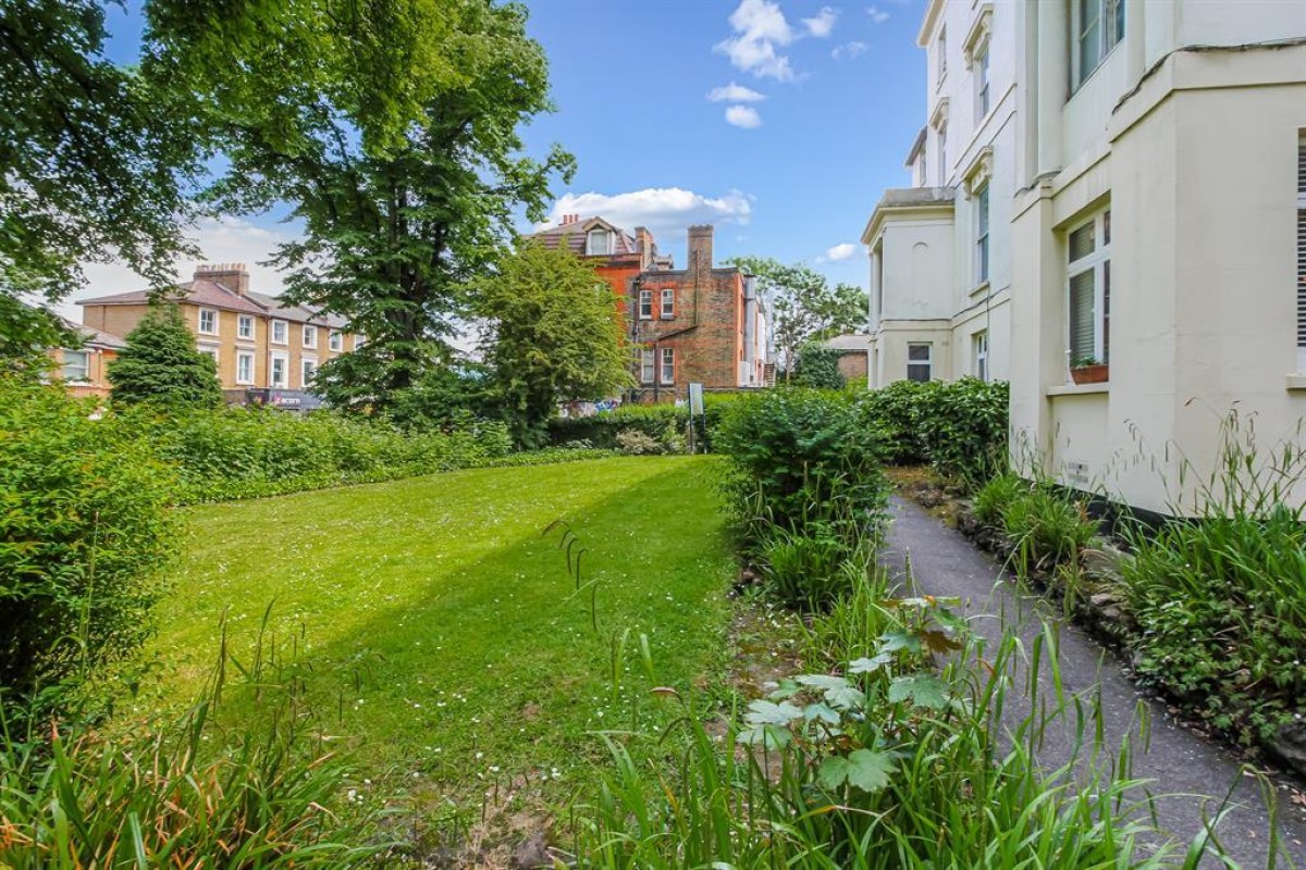 London Road, Forest Hill, SE23