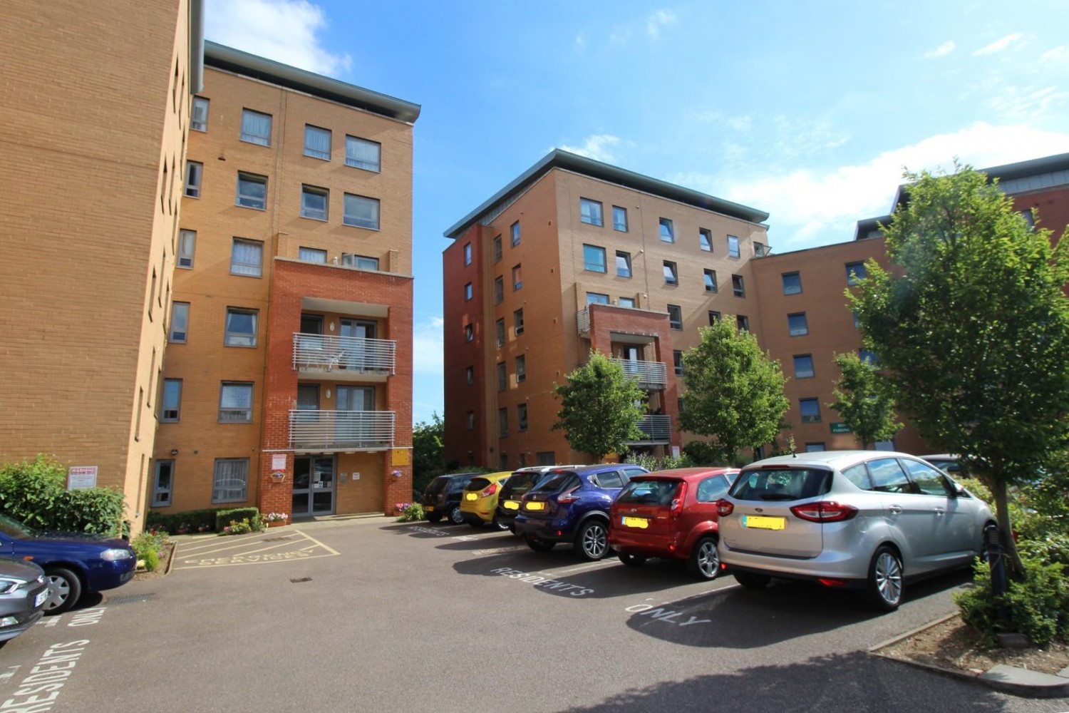 Pinetree Court, Danestrete, Stevenage, SG1 1YJ