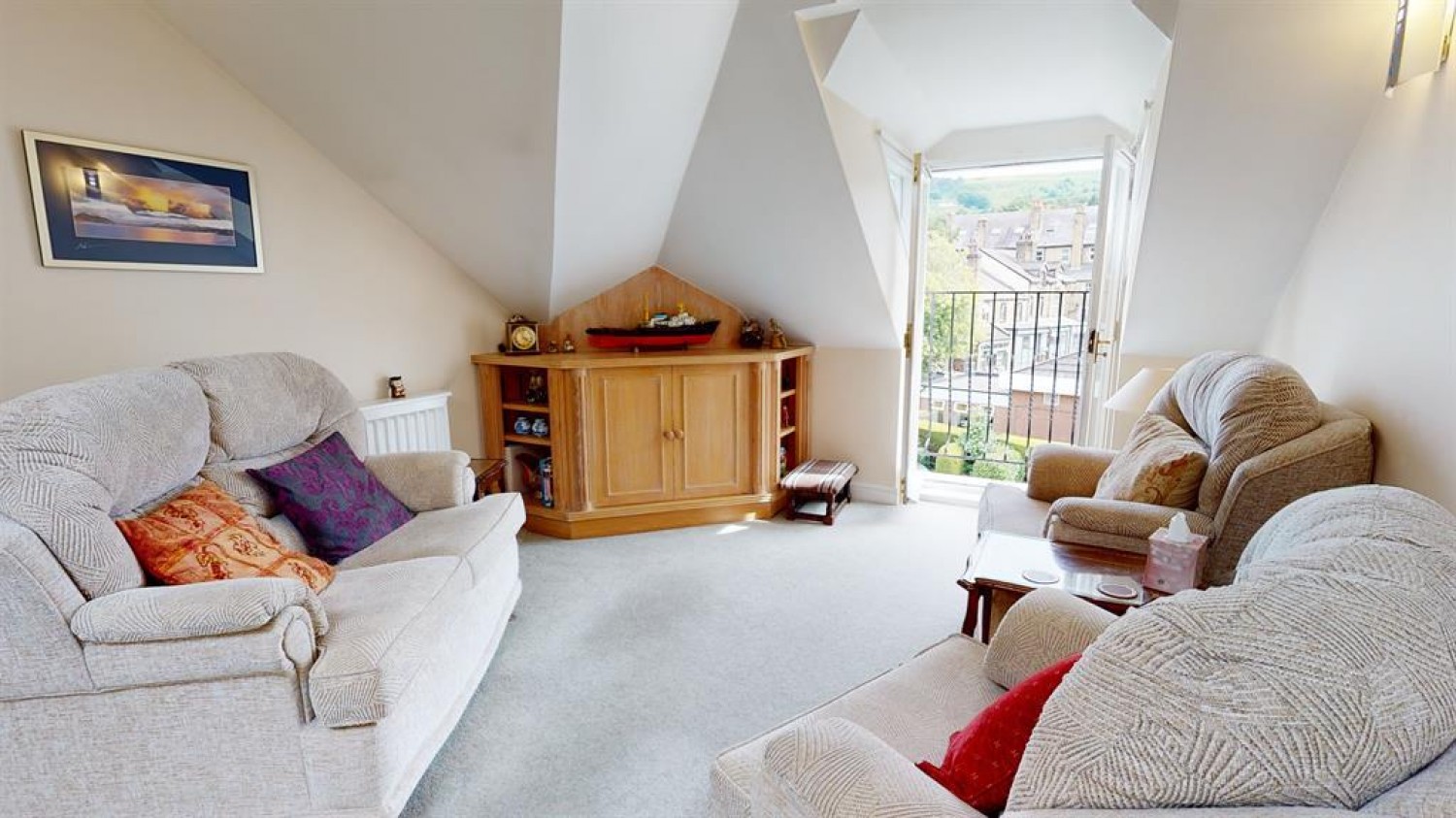 Lister Court Cunliffe Road , Ilkley, LS29 9DZ