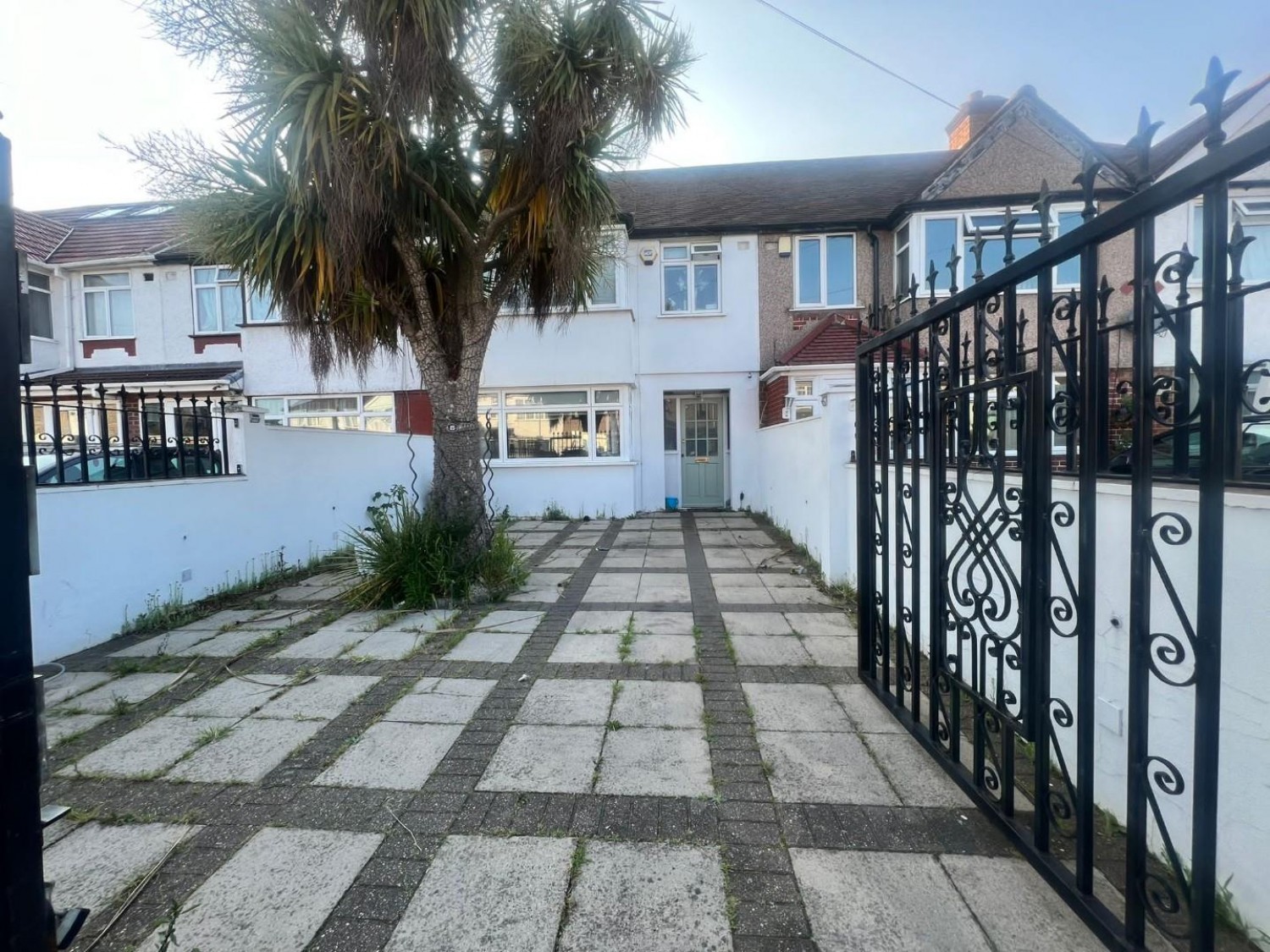 Selan Gardens, Hayes