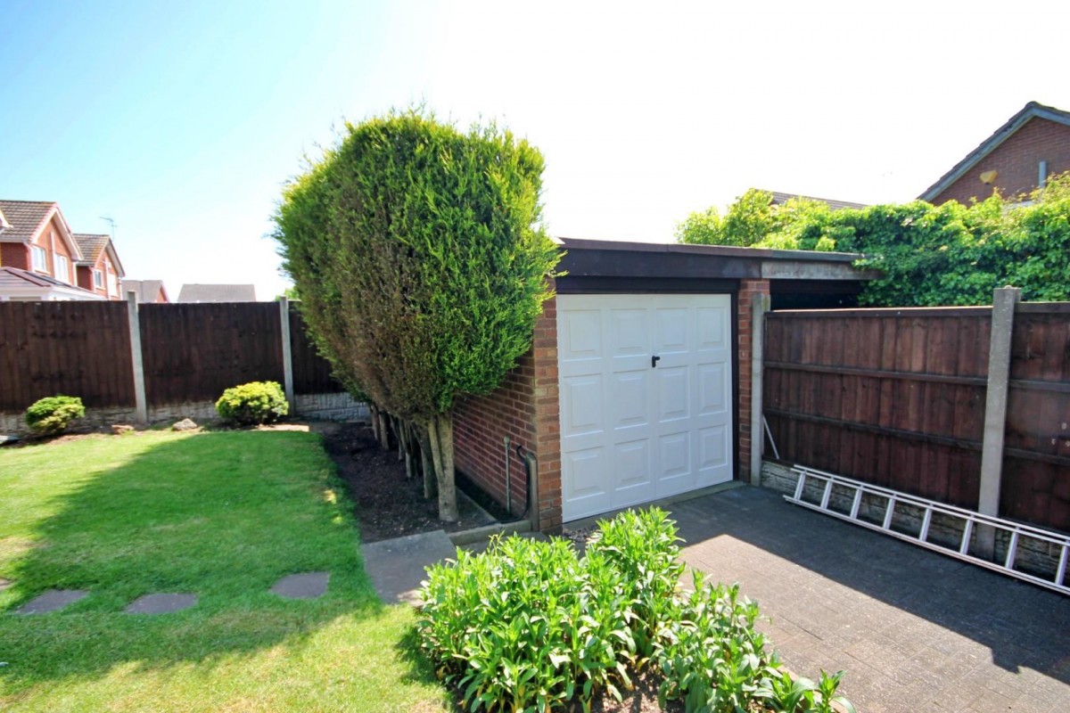 Sycamore Road, Kingsbury