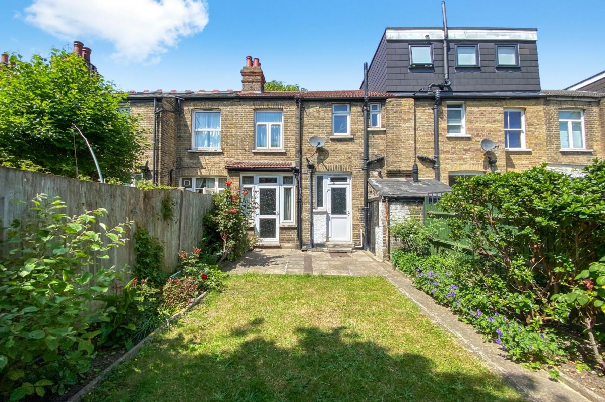 Windermere Road, London