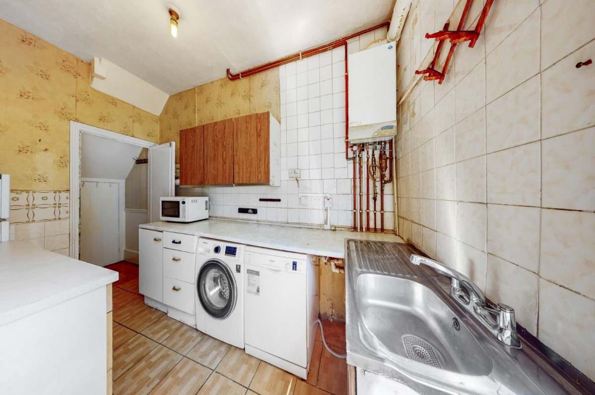 Windermere Road, London