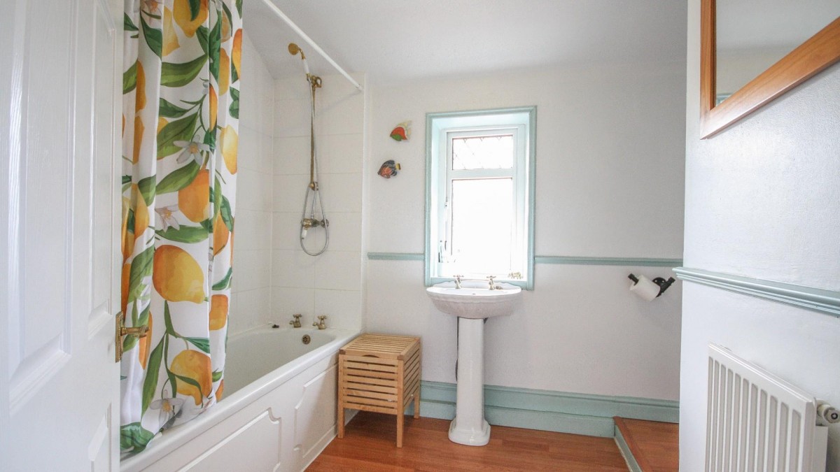 Winterstoke Road, Ashton, Bristol, BS3 2NY