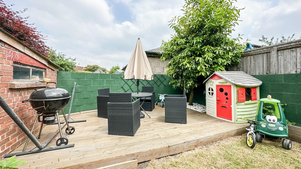 Winterstoke Road, Ashton, Bristol, BS3 2NY
