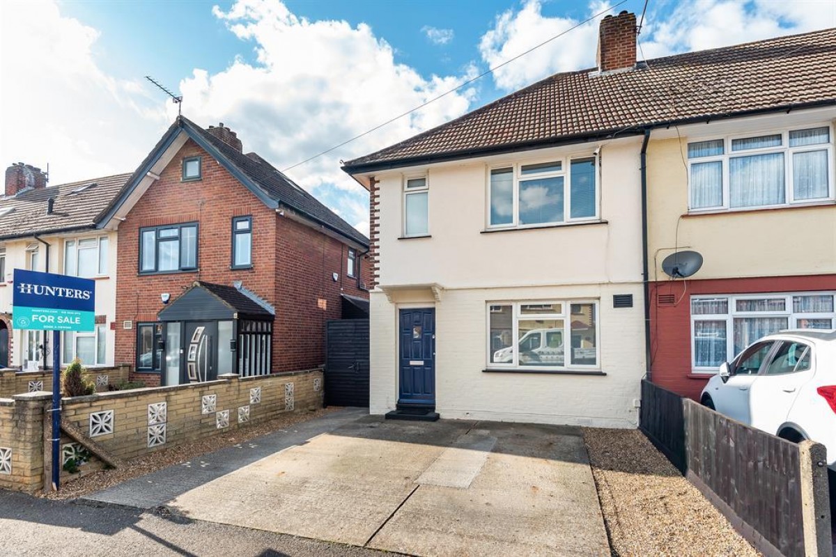Beechwood Avenue, Hayes, Middlesex, UB3 1JN