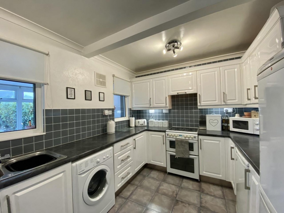 Beechwood Avenue, Hayes, Middlesex, UB3 1JN