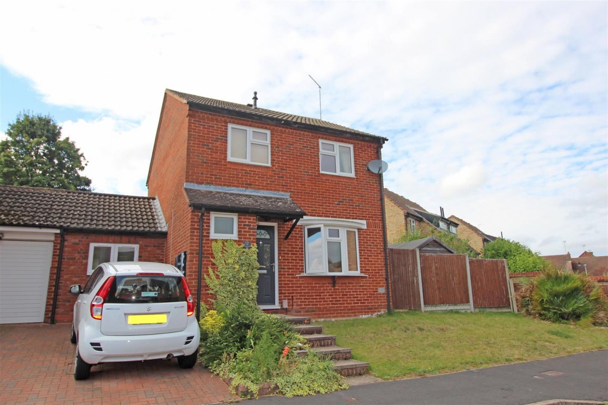 Sheepcroft Hill , Stevenage, SG2 9PS