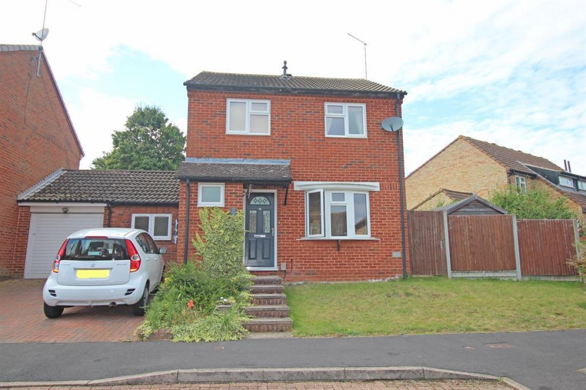Sheepcroft Hill , Stevenage, SG2 9PS