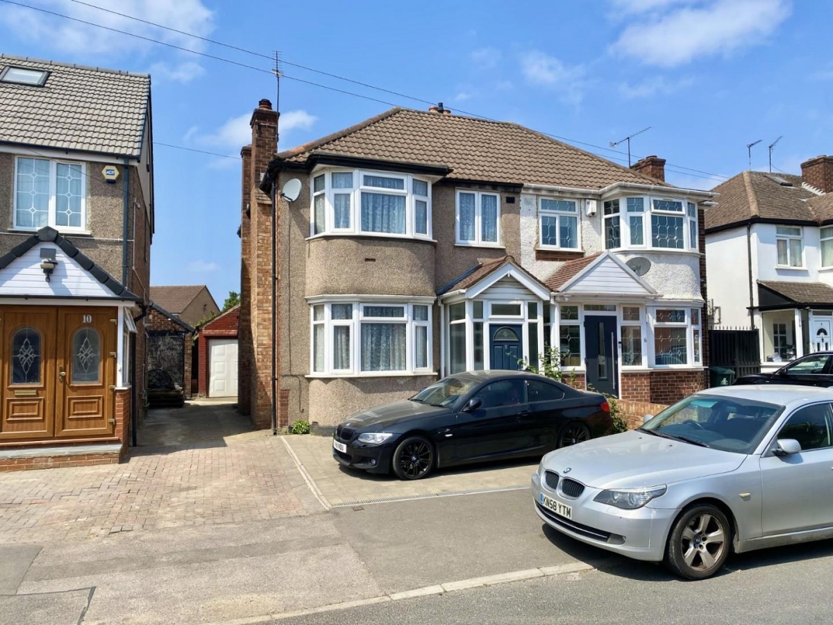 Roseville Road, Hayes, UB3 4QX