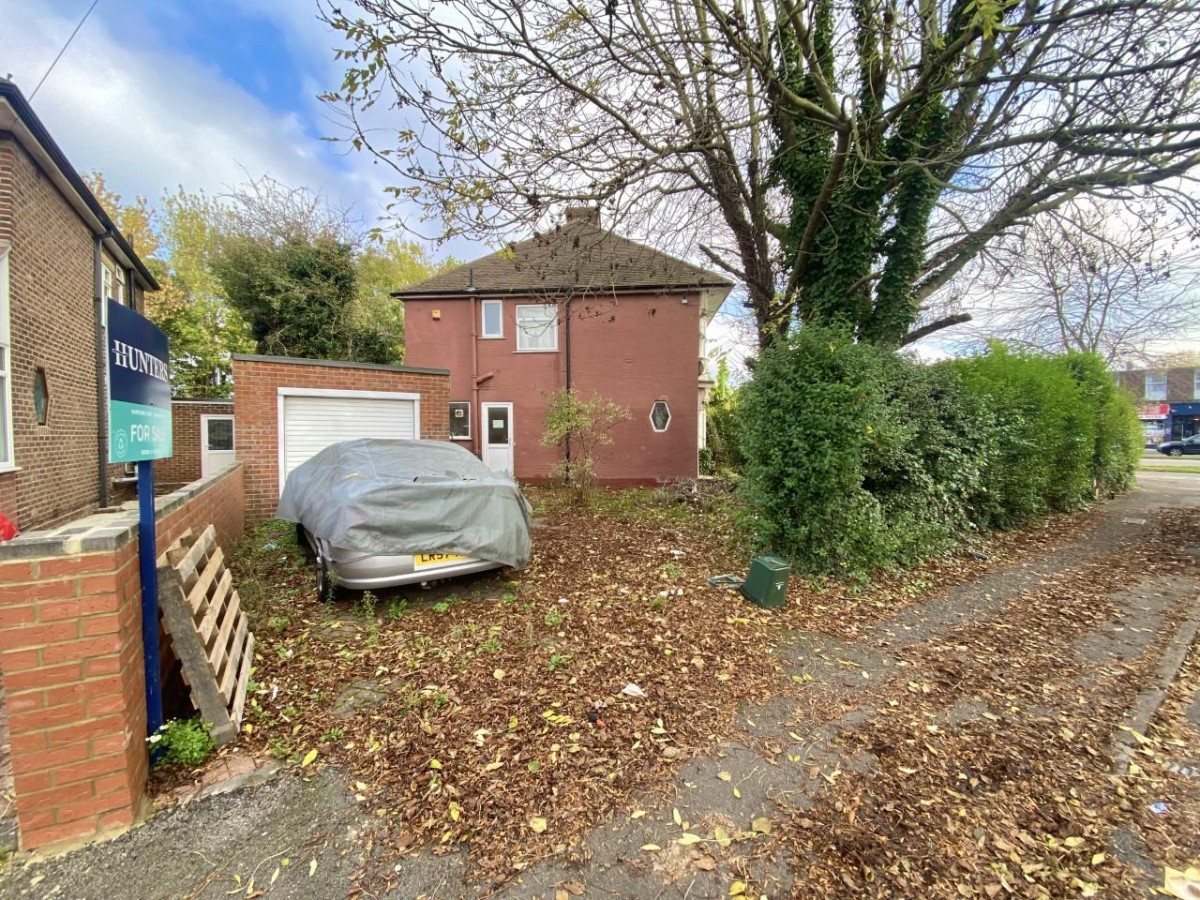 Barnhill Road, Hayes, Middlesex, UB4 9AP