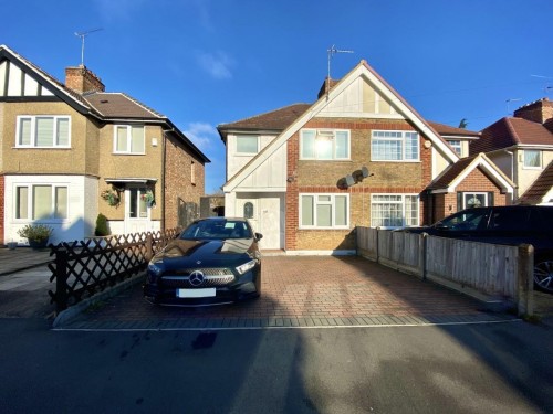 Harvey Road, Hillingdon, Middlesex, UB10 0HR
