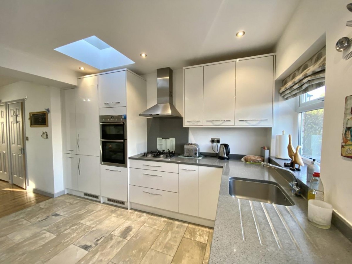 Harvey Road, Hillingdon, Middlesex, UB10 0HR