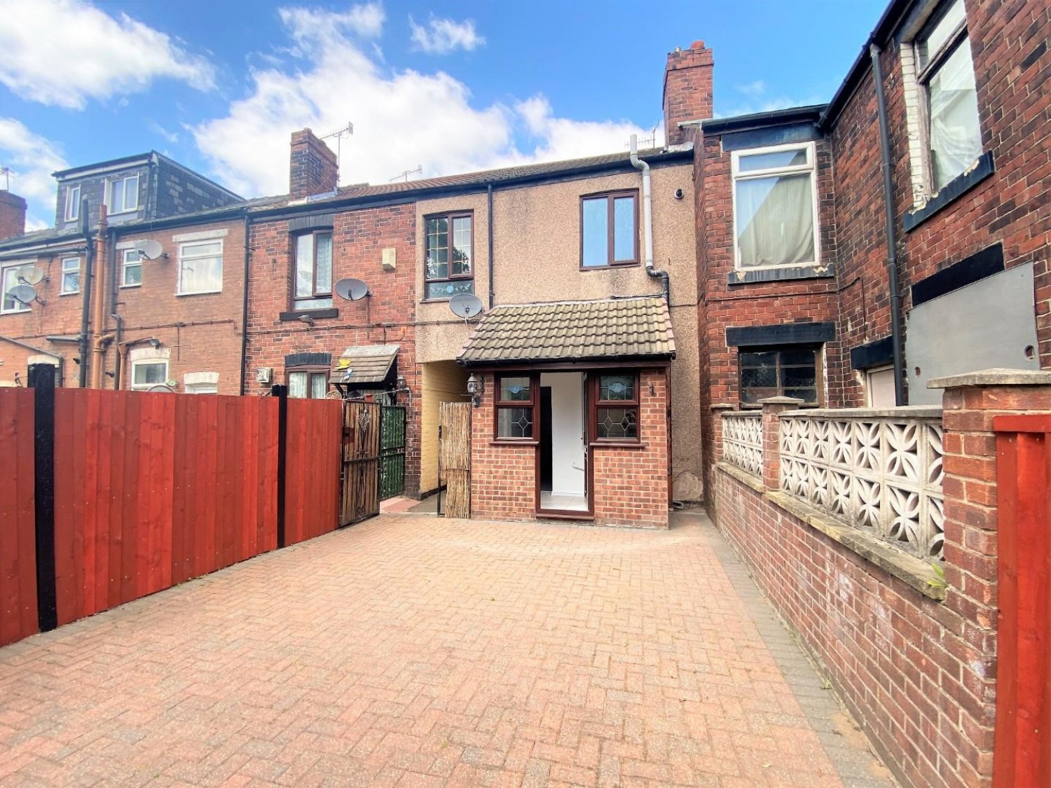 Sheffield Lane, Catcliffe, Rotherham, S60 5TA