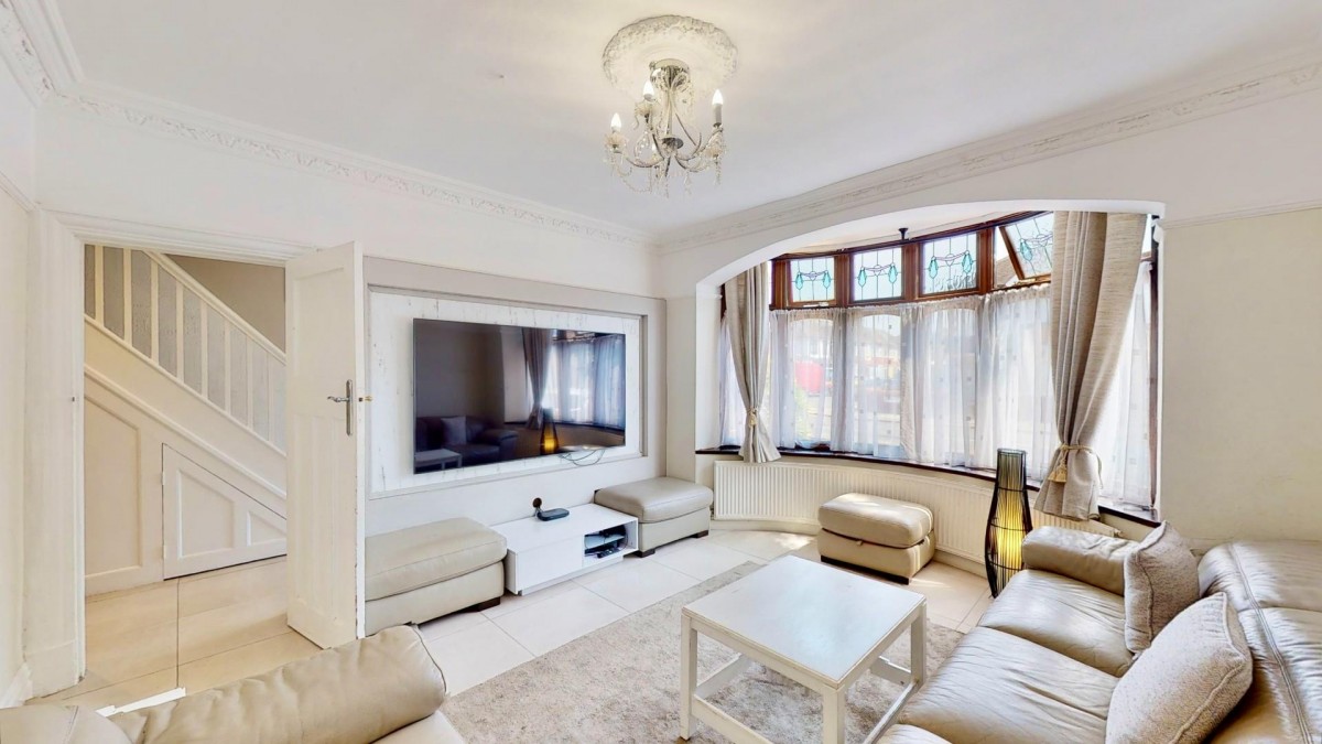 Ashburton Avenue, Ilford, IG3