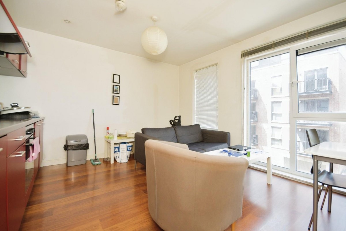 Q4 Apartments, Upper Allen Street, S3