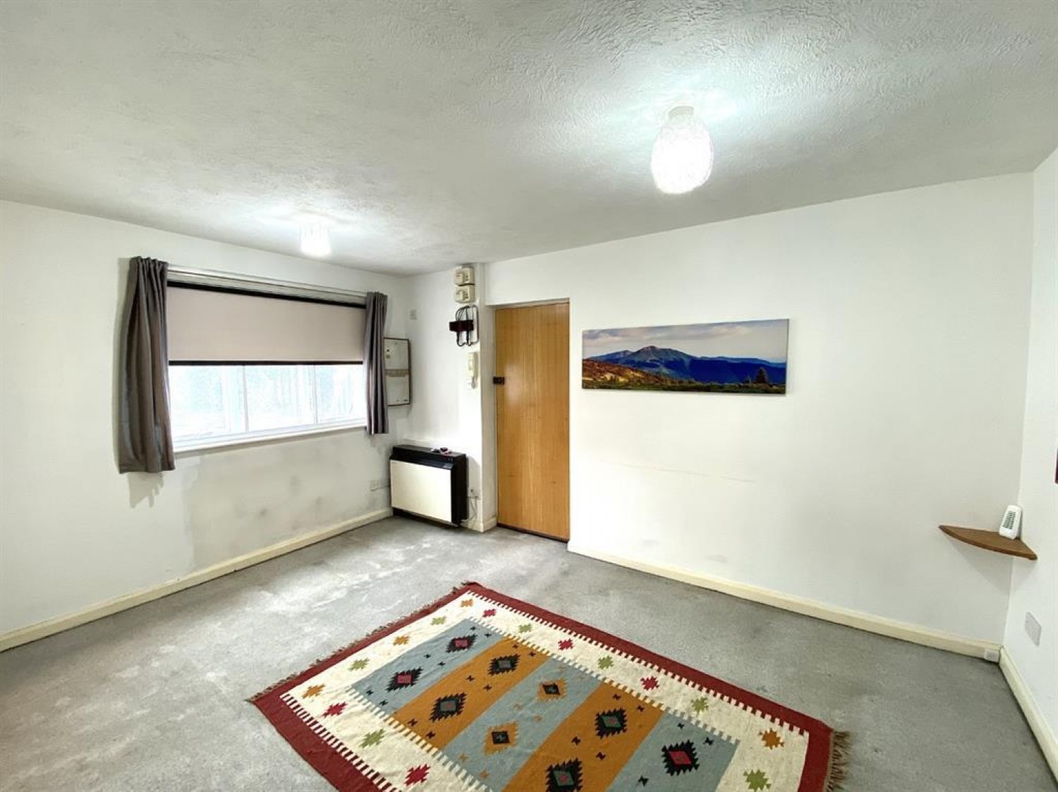 Brendon Close, Harlington, Middlesex, UB3 5NH