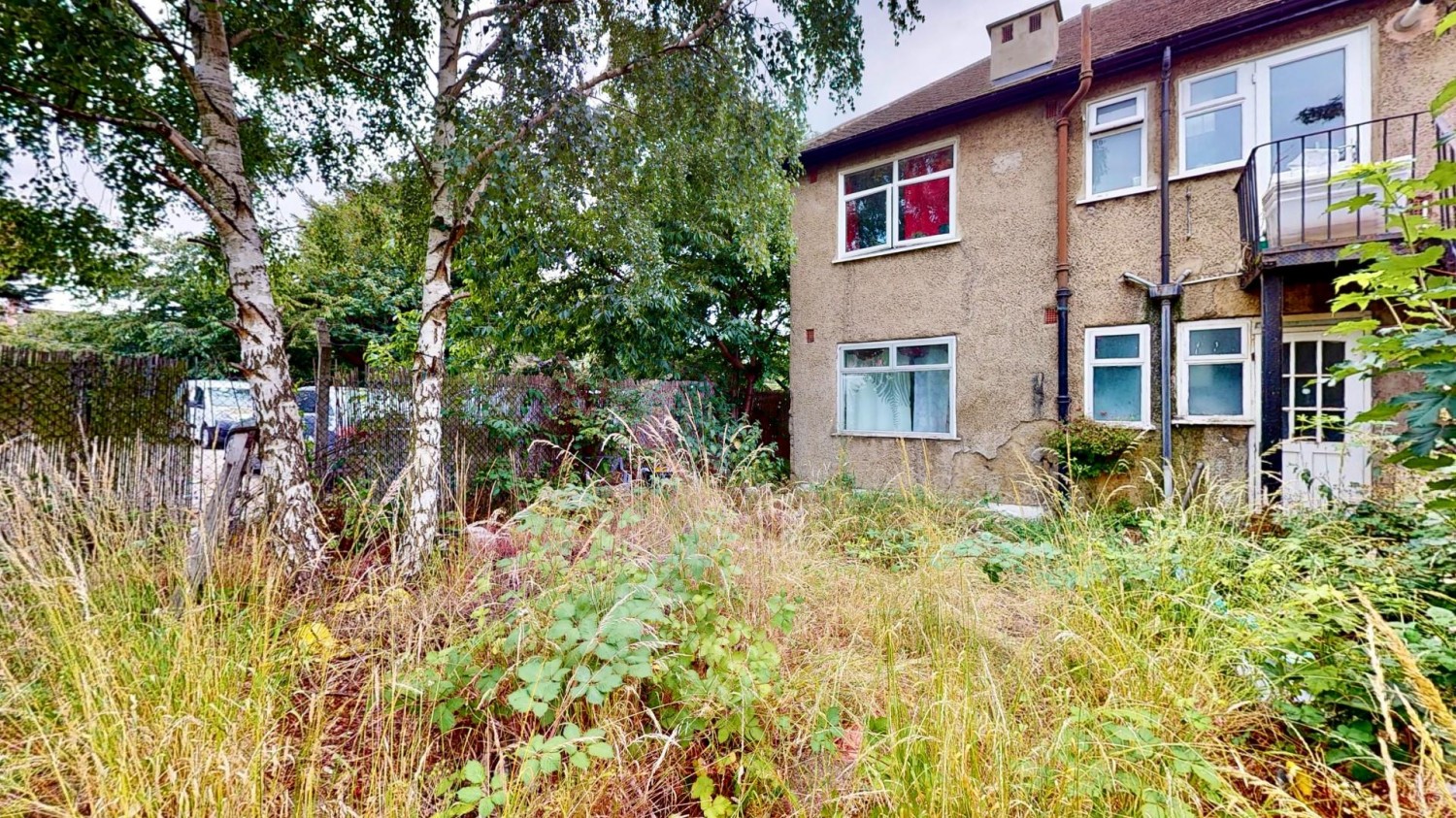Grantham Gardens, Chadwell Heath, RM6