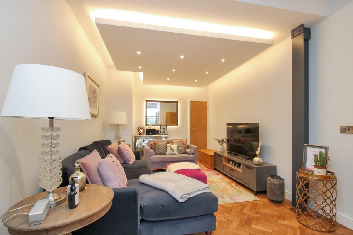 Flat 3 Burton Chambers 28 Market Place West, Ripon