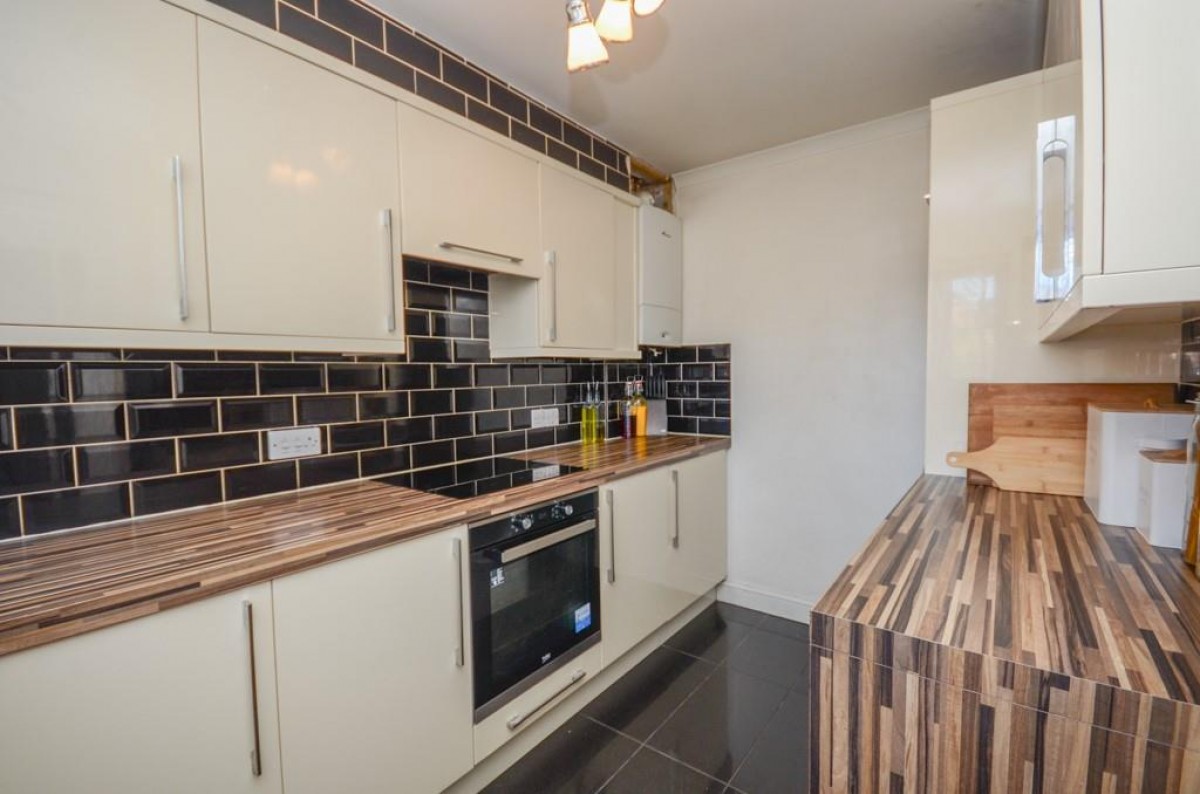 Thomas Avenue, Emersons Green, Bristol, BS16 7TA