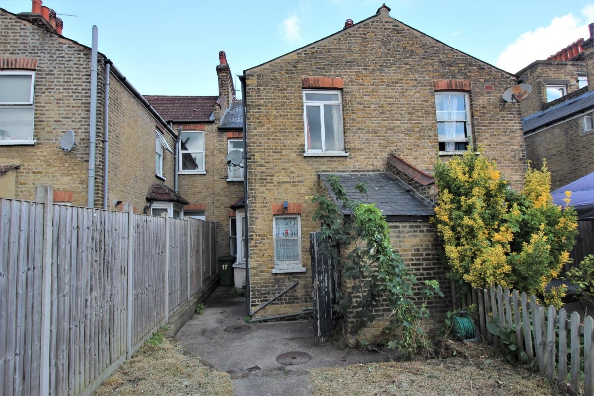 Wickham Lane, Abbey Wood, SE2 0XJ