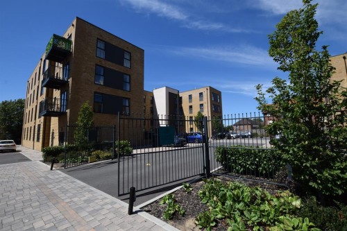 ** FULLY BOOKED WITH VIEWINGS** Chantry House Albert Road North, Southampton