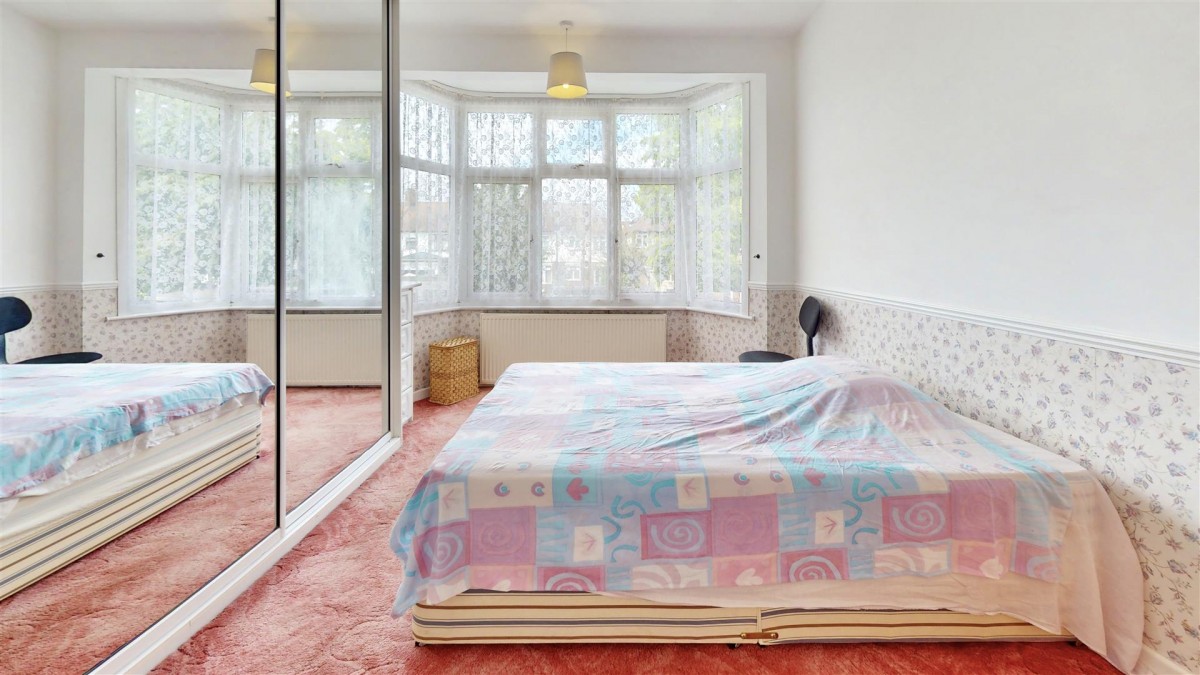 Christie Gardens, Chadwell Heath, RM6