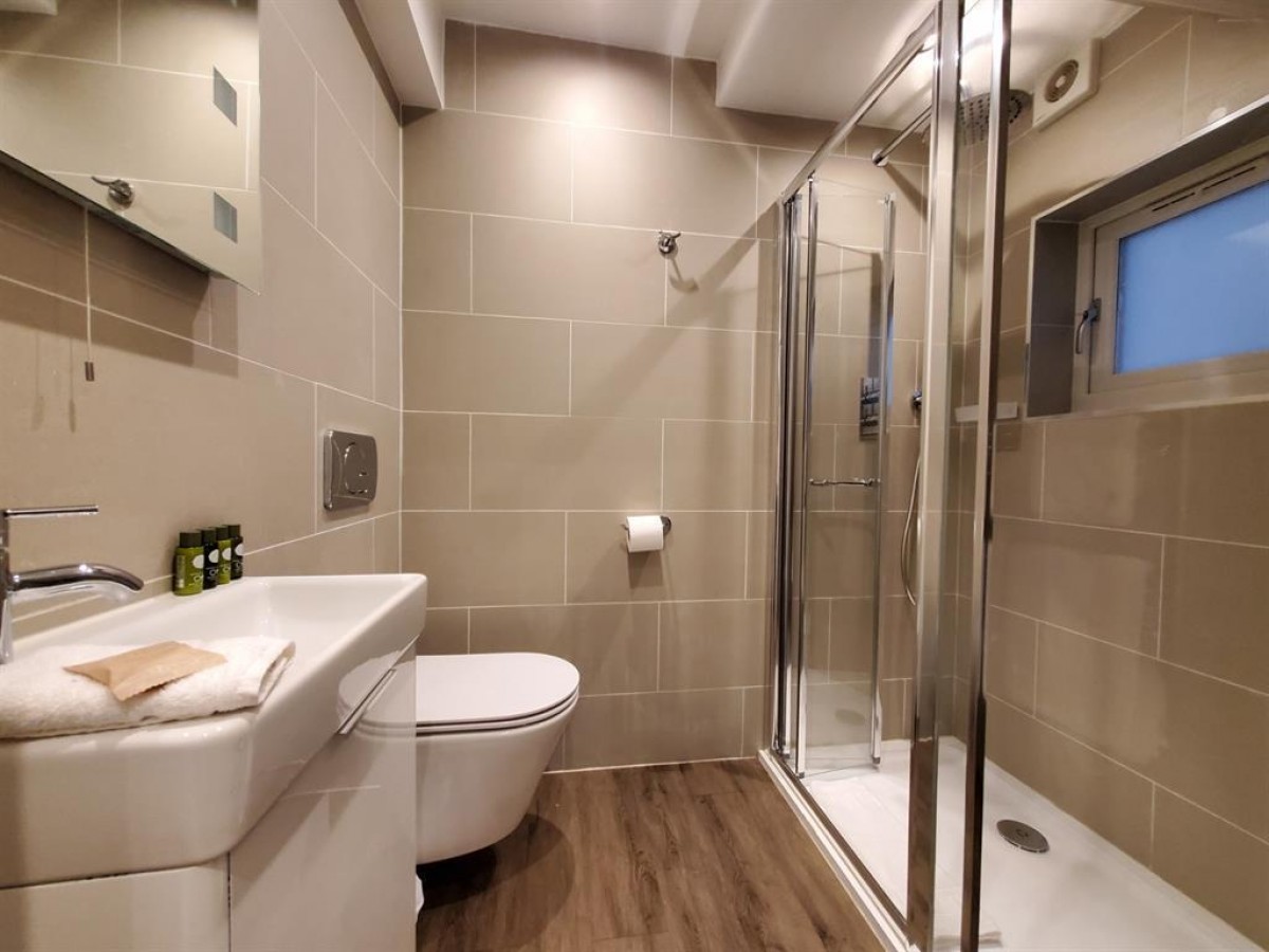 Friar Street, Reading, RG1 1HE