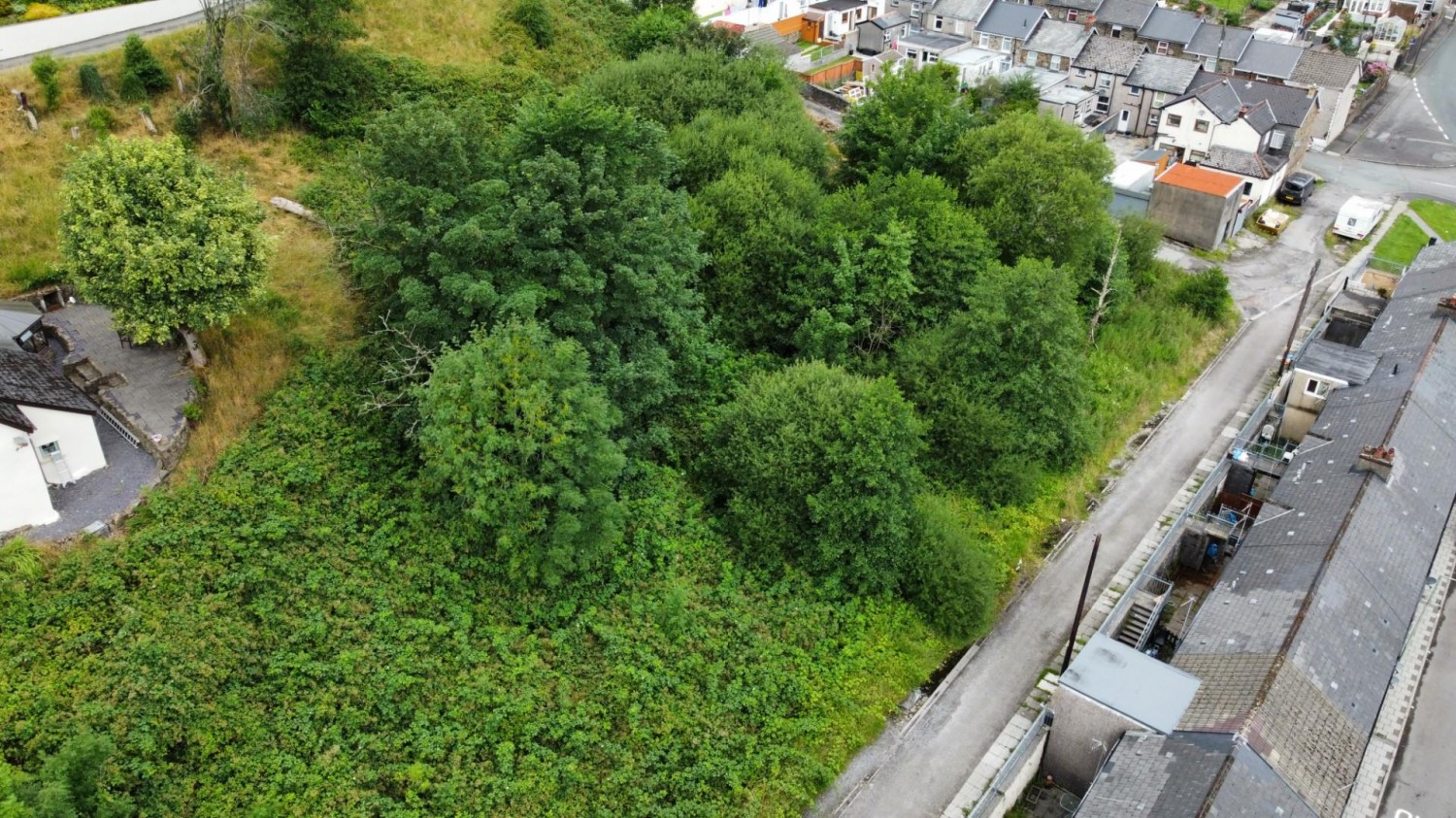 Ardwyn Place / Tynewydd Row, Bridgend