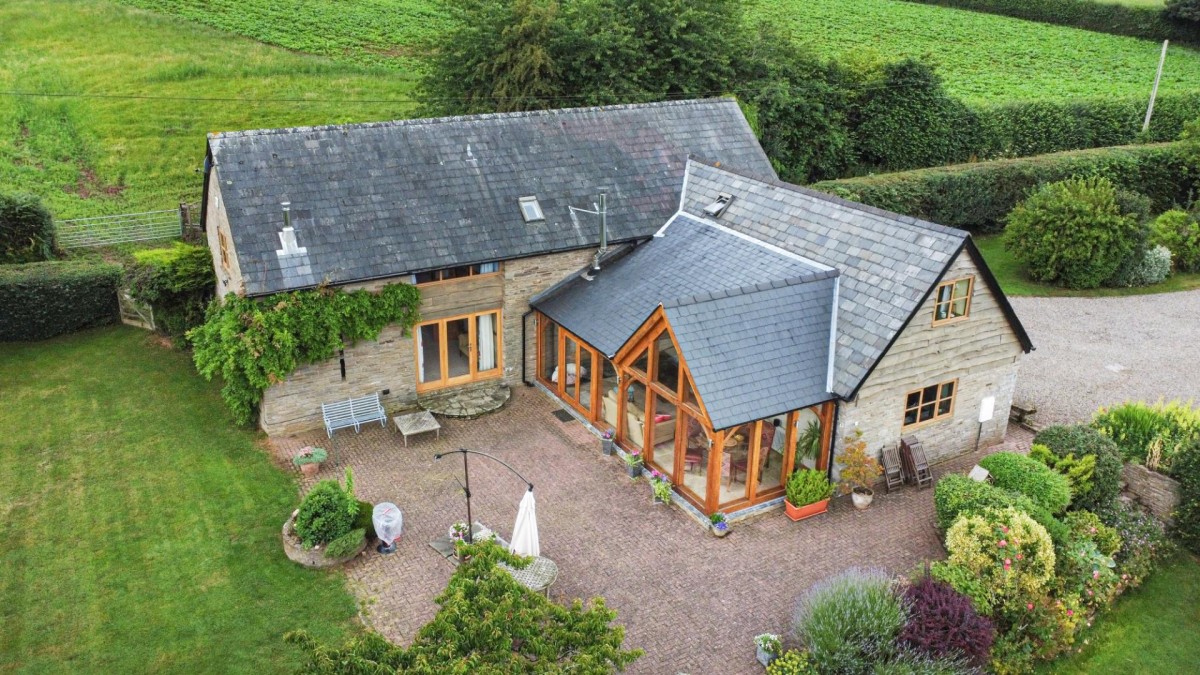 Pen-y-Parc, Upper Wernddu, Rowlestone, Hereford, HR2 0ED