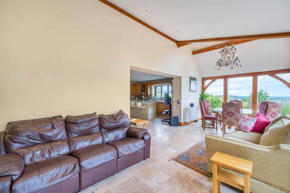 Pen-y-Parc, Upper Wernddu, Rowlestone, Hereford, HR2 0ED