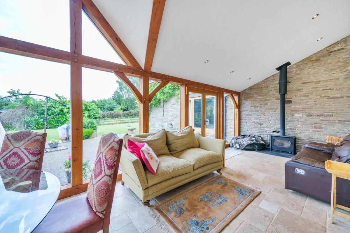 Pen-y-Parc, Upper Wernddu, Rowlestone, Hereford, HR2 0ED