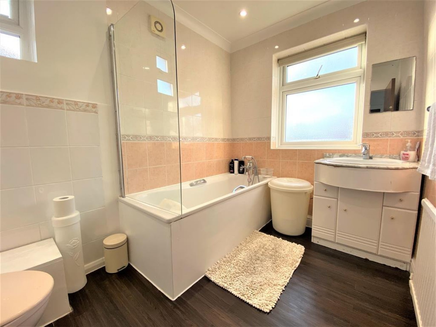 Shakespeare Avenue, Hayes, Middlesex, UB4 0BG