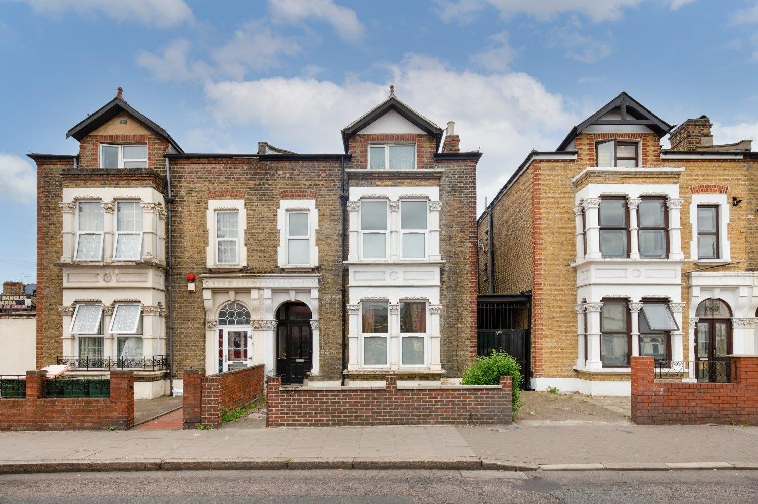 Plashet Road, Plaistow, E13 0QT