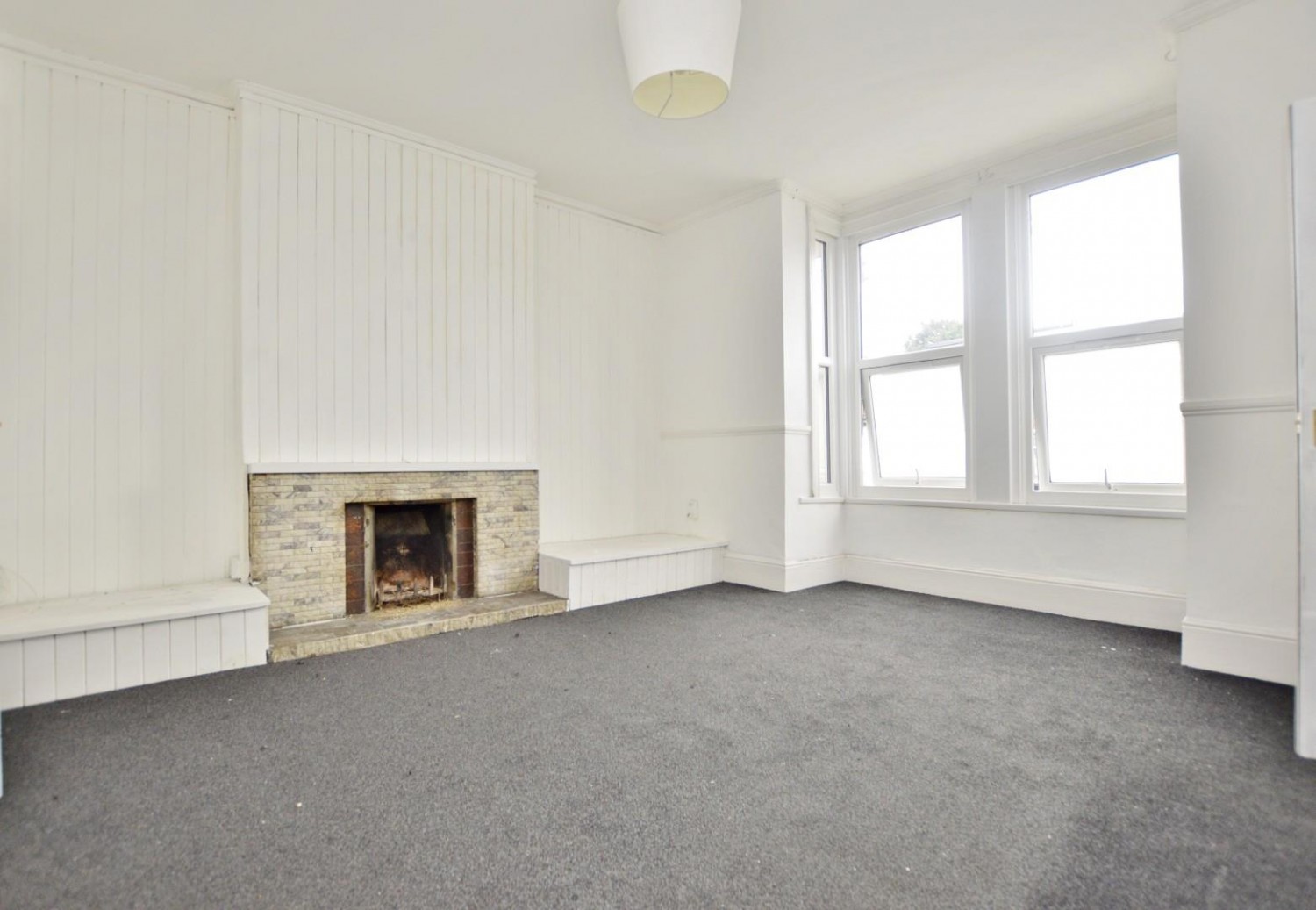 Plashet Road, Plaistow, E13 0QT