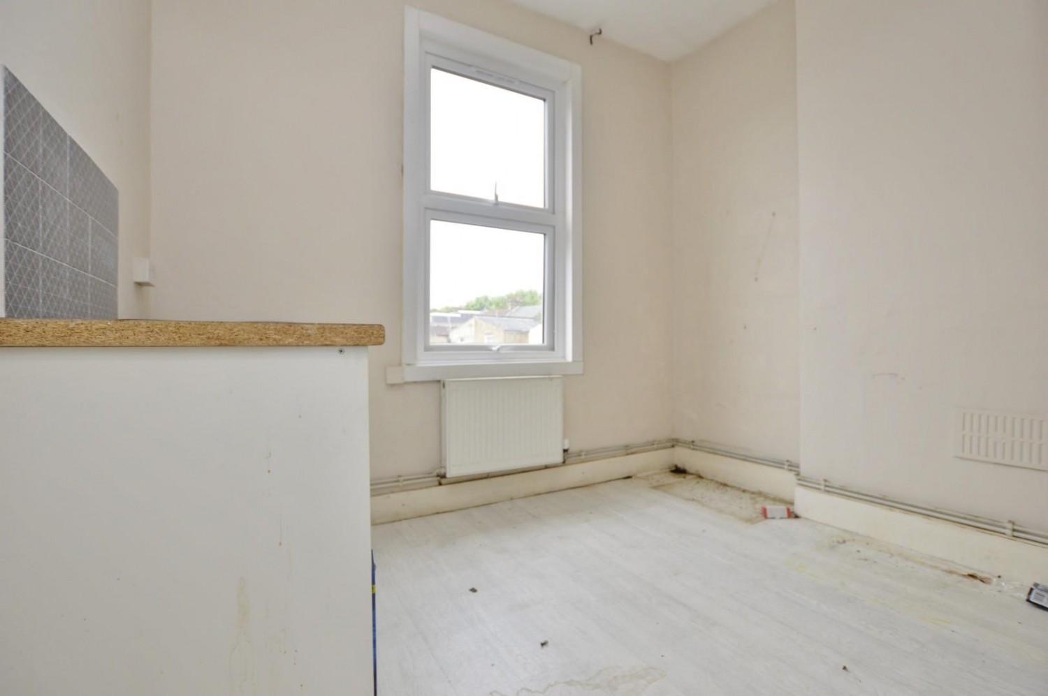 Plashet Road, Plaistow, E13 0QT