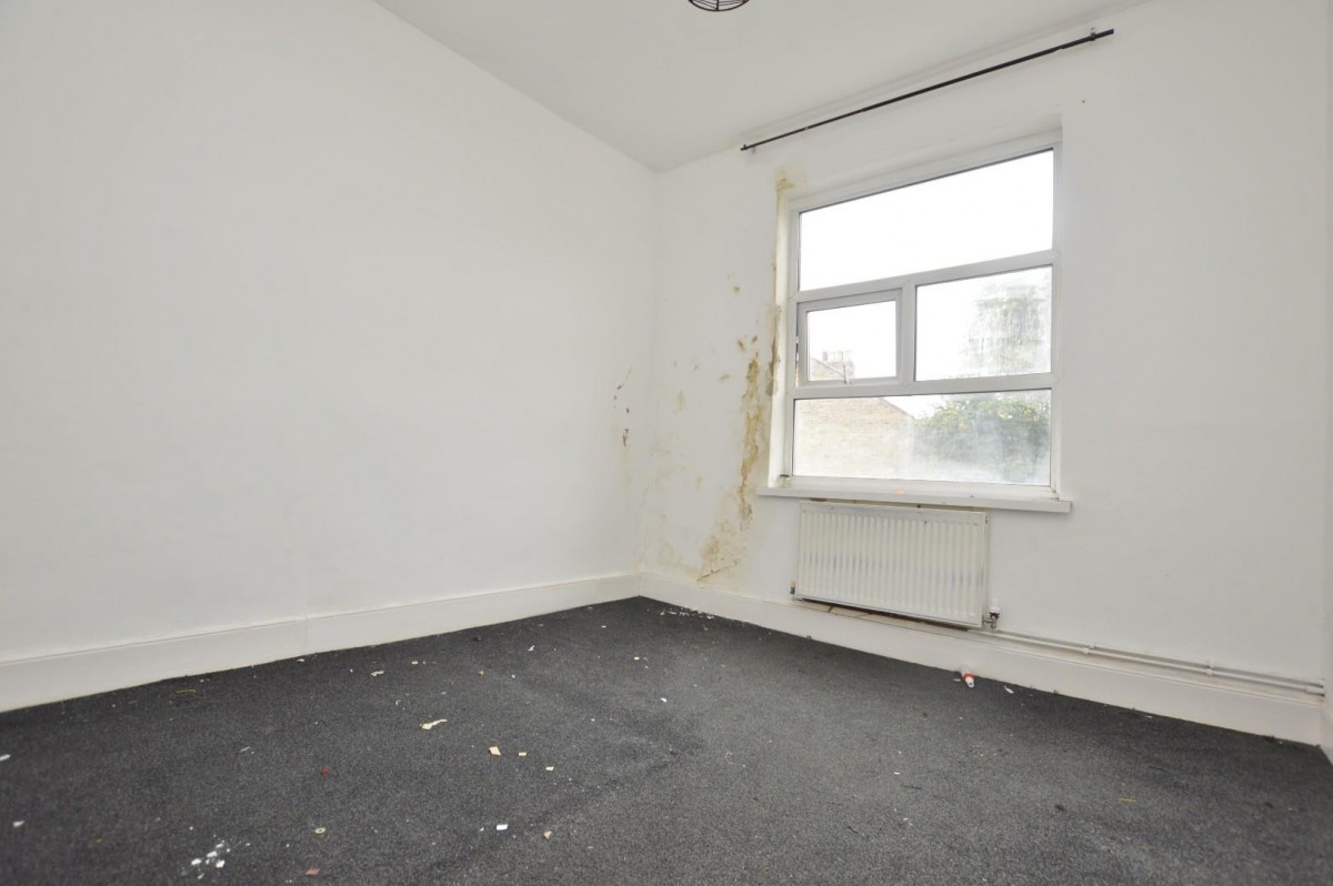 Plashet Road, Plaistow, E13 0QT