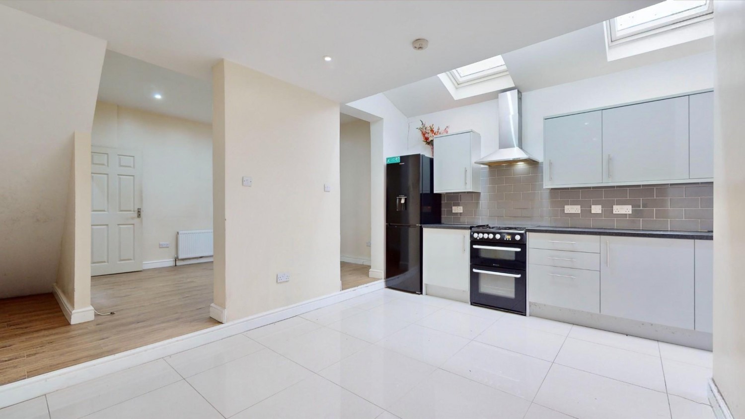 Whalebone Grove, Chadwell Heath, RM6