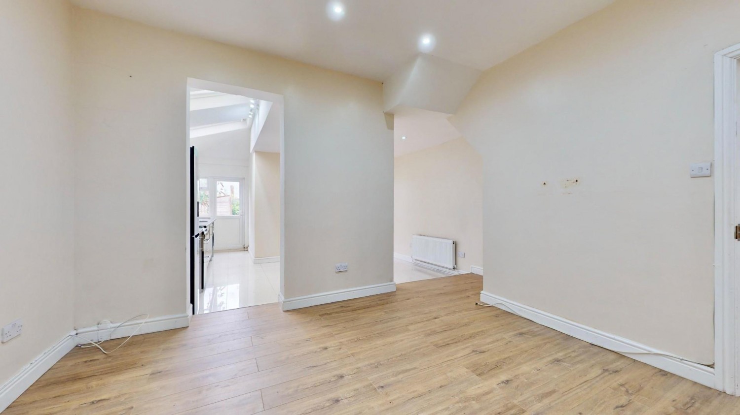 Whalebone Grove, Chadwell Heath, RM6