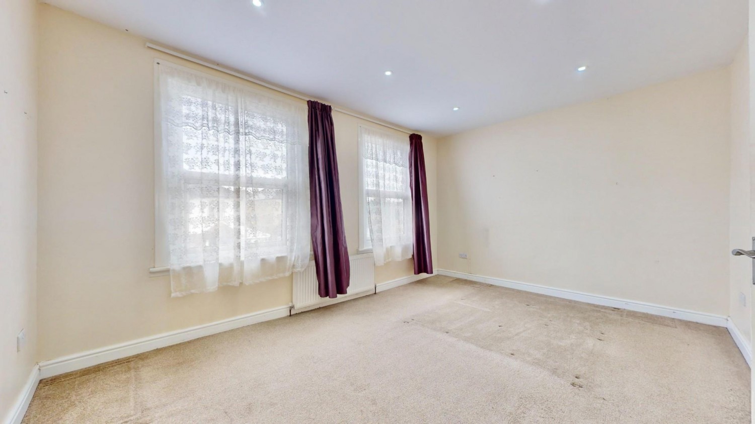 Whalebone Grove, Chadwell Heath, RM6