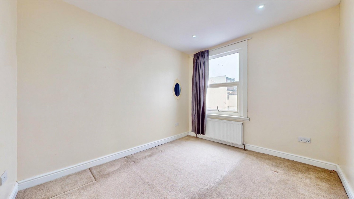 Whalebone Grove, Chadwell Heath, RM6