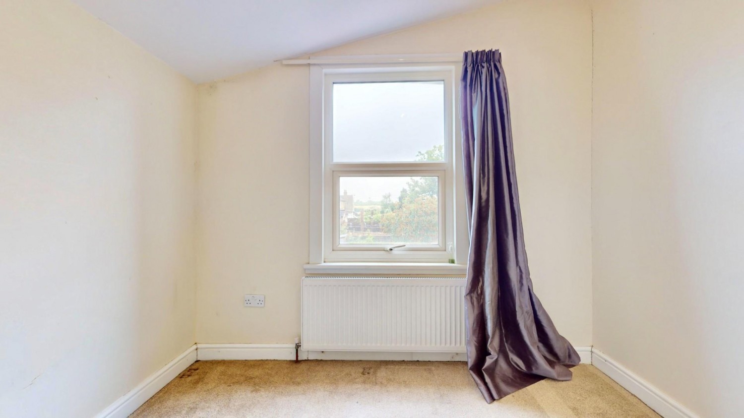 Whalebone Grove, Chadwell Heath, RM6