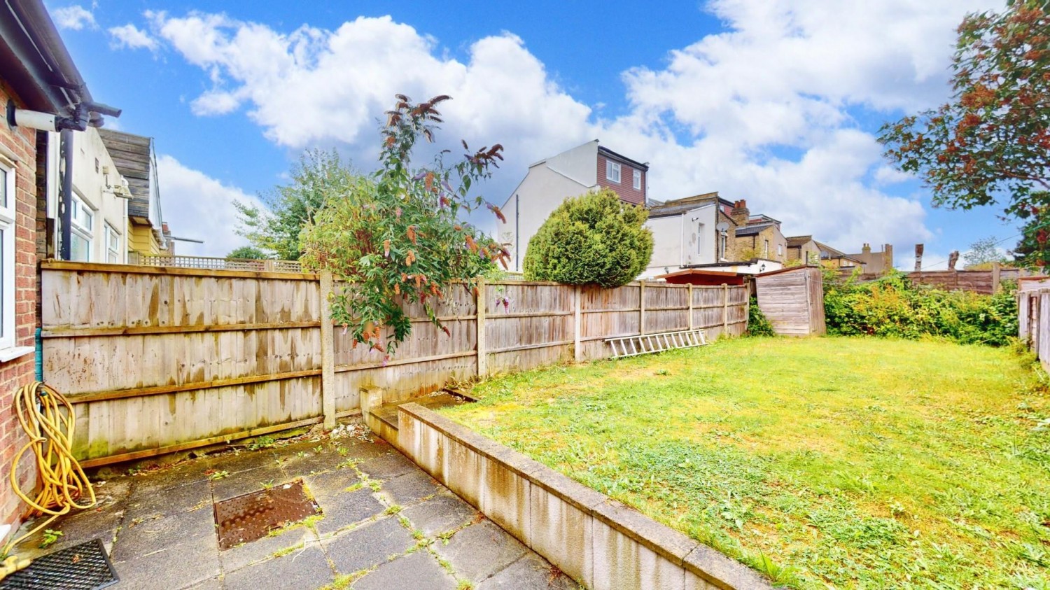 Whalebone Grove, Chadwell Heath, RM6