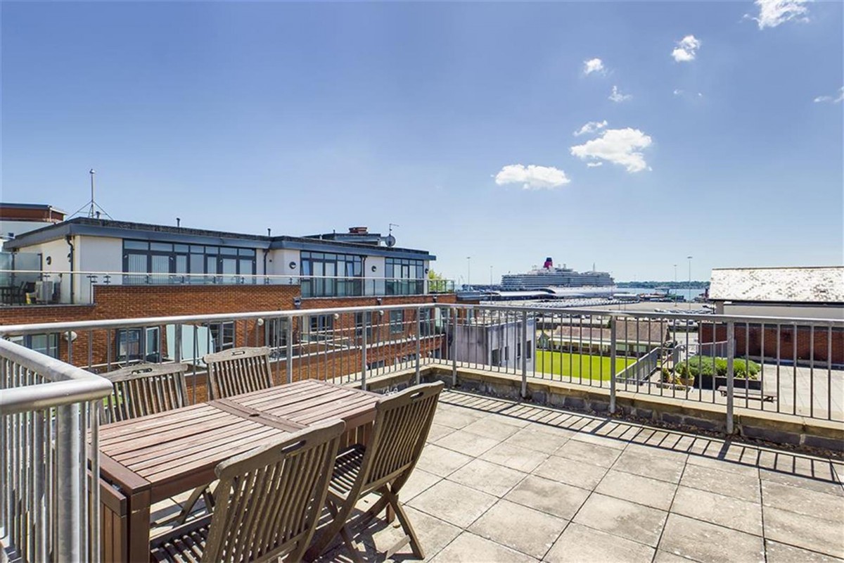 City Court, Lower Canal Walk, Southampton