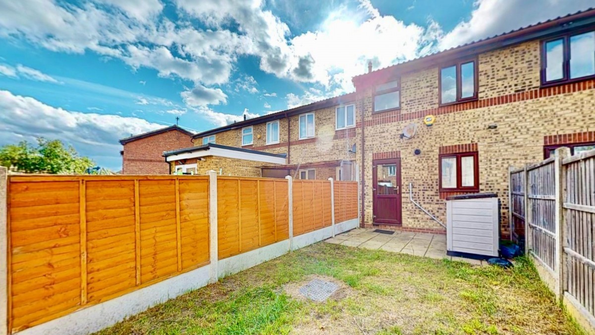 Blunden Close, Dagenham, RM8