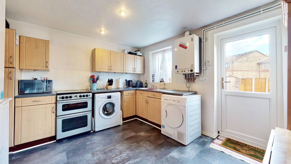 Blunden Close, Dagenham, RM8