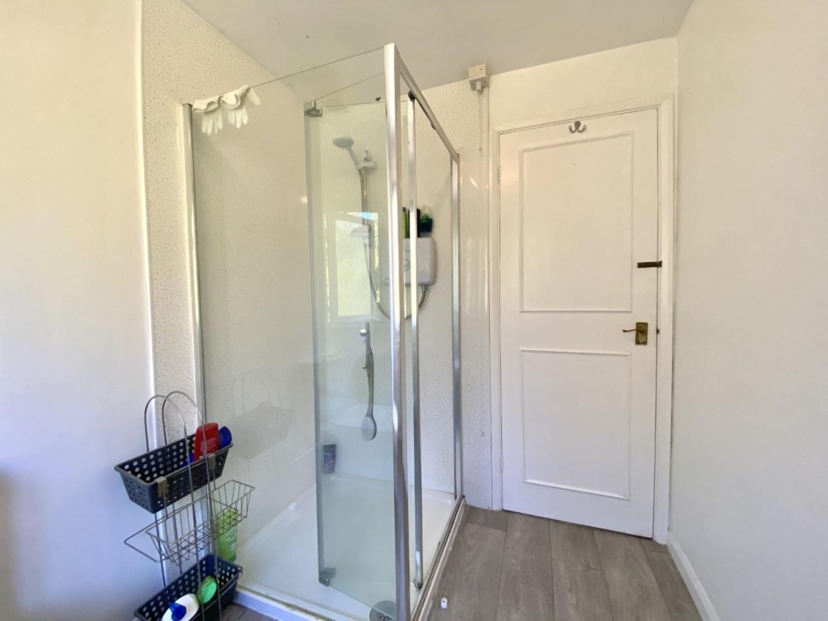 Halsway, Hayes, Middlesex, UB3 3JT