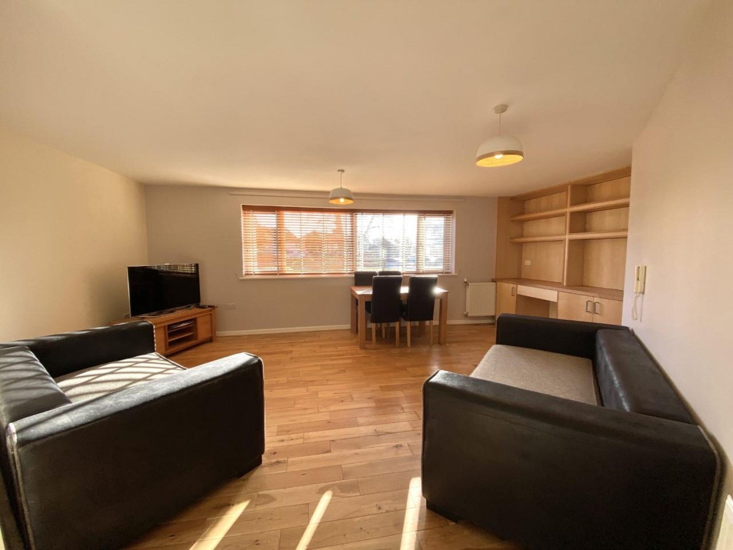 Seafox House, Albacore Way, Hayes, UB3 2FQ